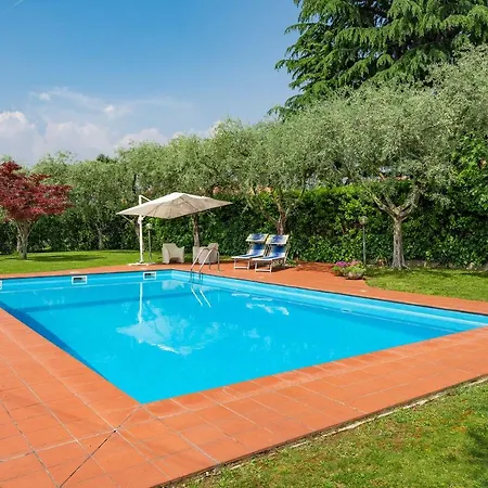 Apartament Doda *